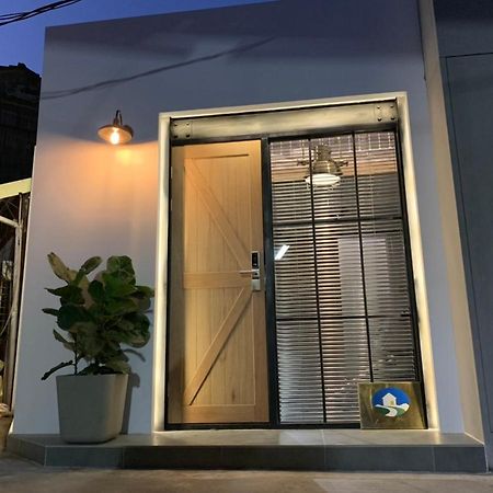阡陌-浴缸在客廳民宿 타이난 외부 사진